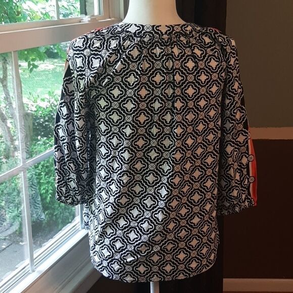 Crown & Ivy blouse - Picture 3 of 4